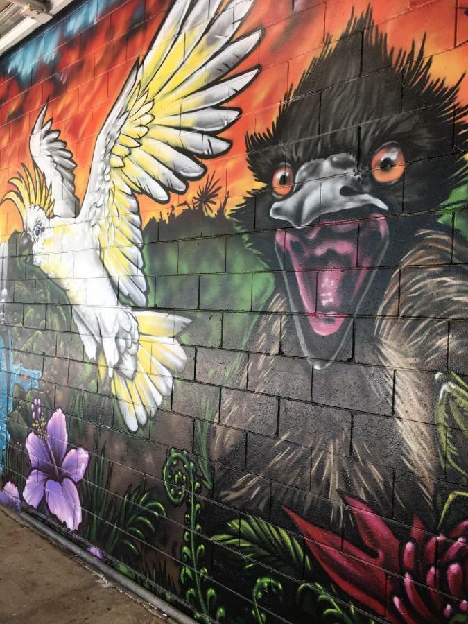 Big Bird Backpackers Vandrarhem Brisbane Exteriör bild