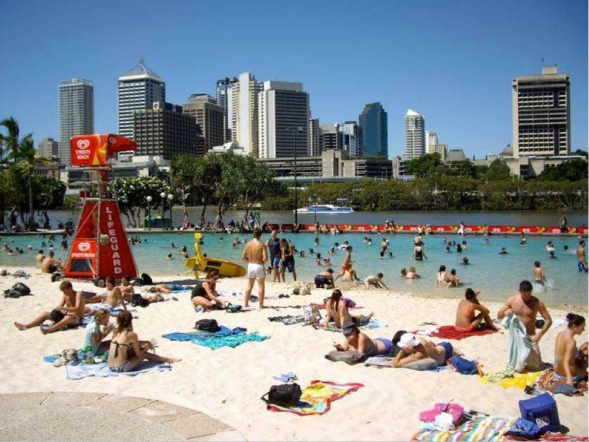 Big Bird Backpackers Vandrarhem Brisbane Exteriör bild